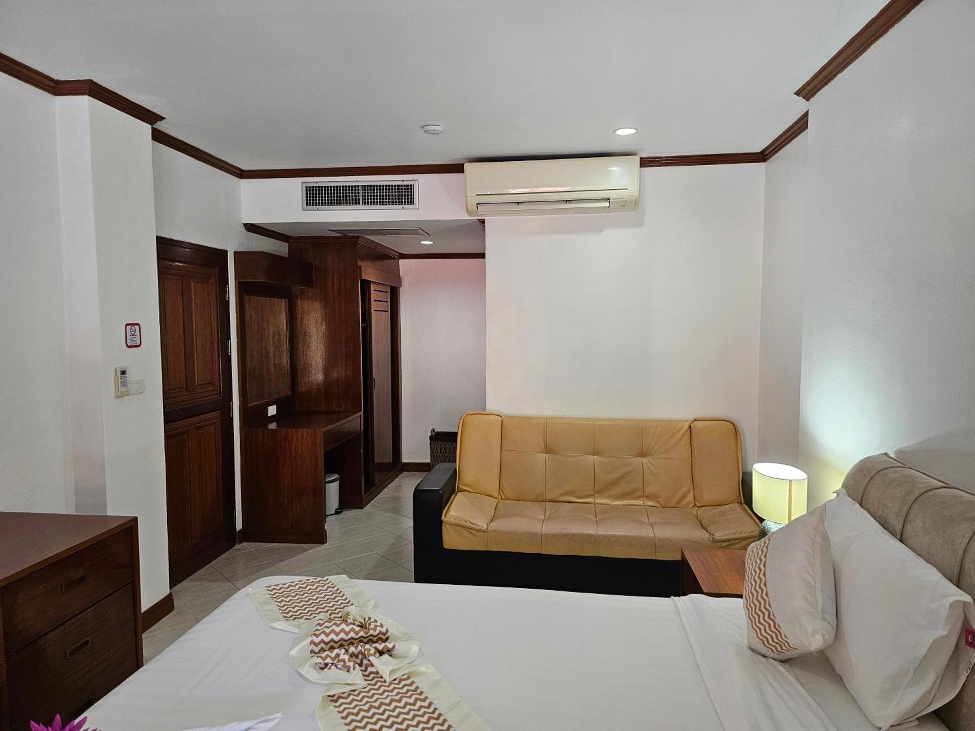 Sai Rougn Apartment Patong Exterior foto